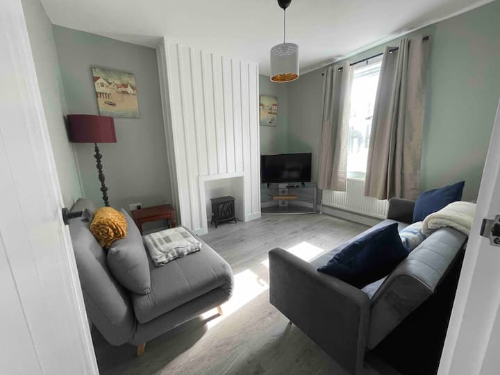 Violet Bay - Lovely 2 Bedroom Fisherman’s Cottage - Weston