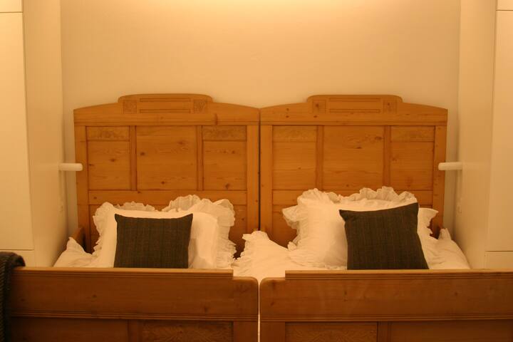 Chalet Les Coquelicots, Les Diablerets gallery image 5