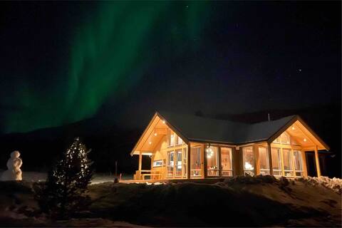 New cabin with the sea. Amazing view. Lofoten