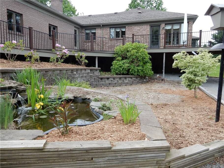 Water Features & Massive Deck