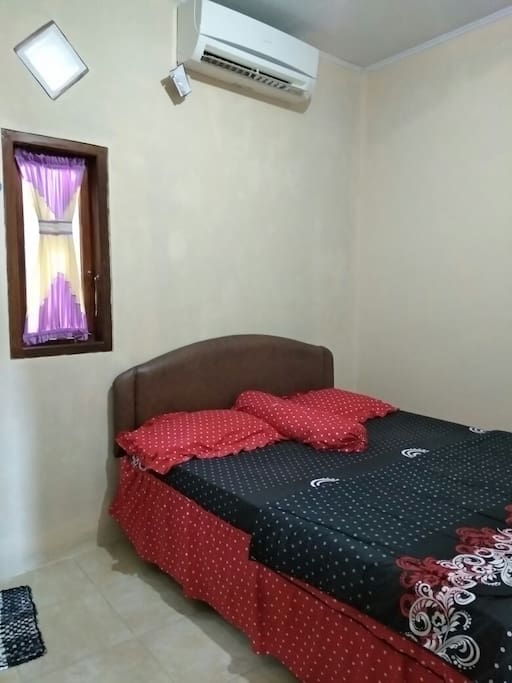 Kamar tidur 1