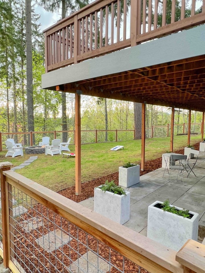 Acre Of Solitude, Style, Serinity! *Fenced In Yard - Renton, WA