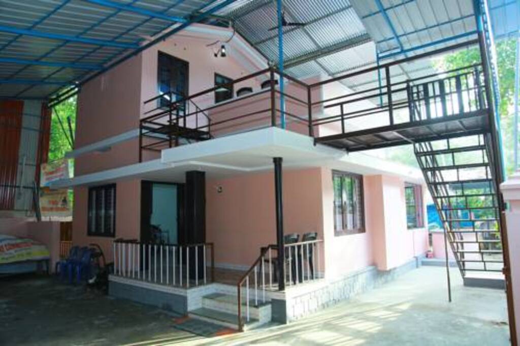 MARARI PEACE HOMESTAY