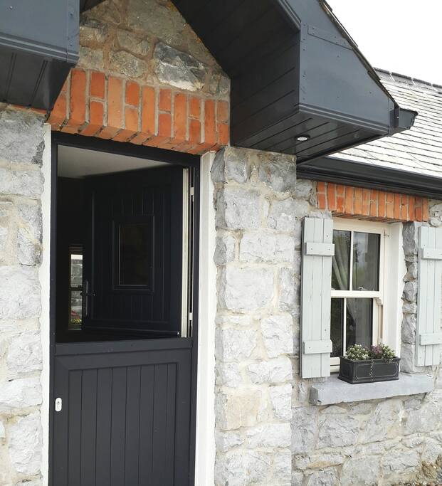 Traditional old style features