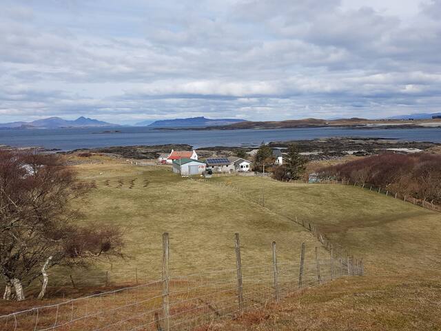 Mo-Dhachaidh, Portuairk