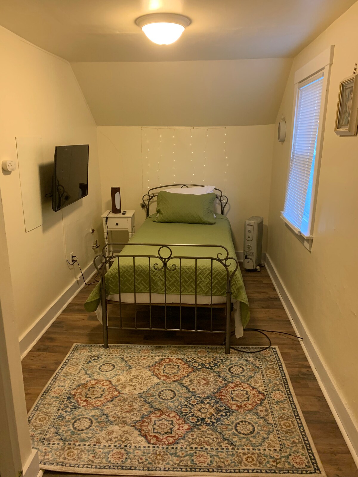 საძინებელი 4