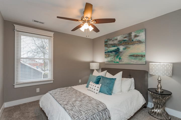 Spálňa 2 - novo zariadený rok 2020