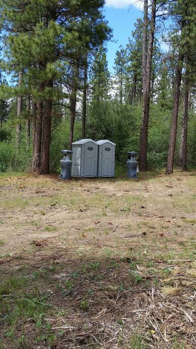 Porta potties & Wash stations
