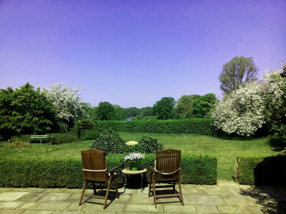 Willkommen im kleinen Paradies! // Welcome in little paradise!
