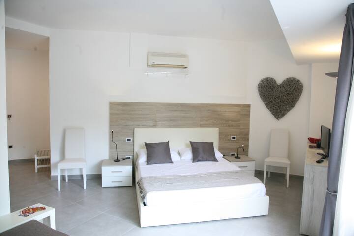 MYB (Apartment) gallery image 3