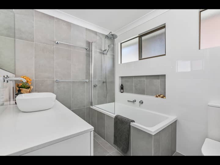 Gerroa Beach Family Headland Escape Houses for Rent in Gerroa, New