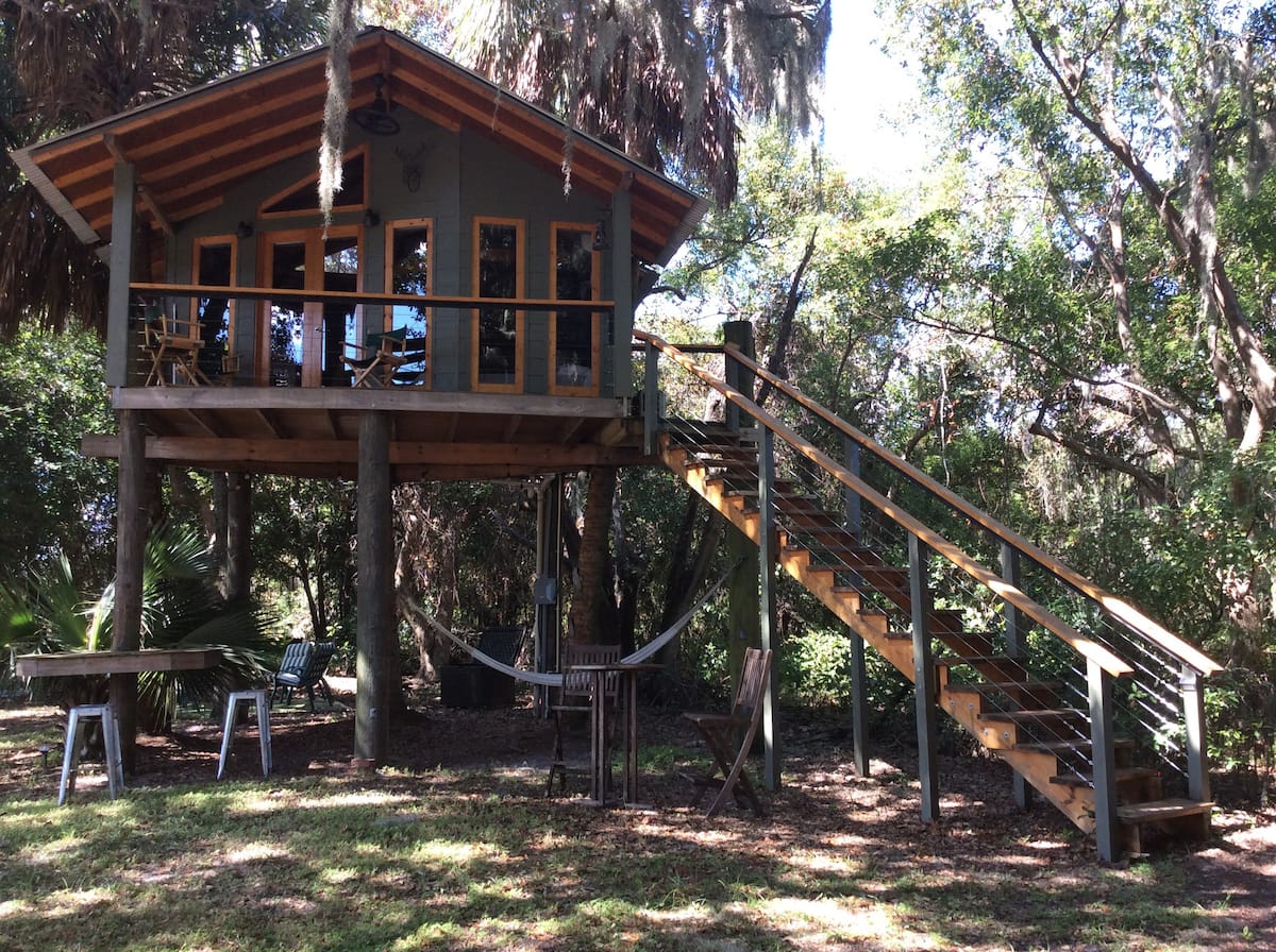 Amazing Orlando Airbnb rental for up to 10 people