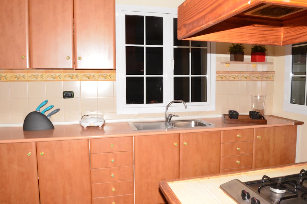 amplia cocina