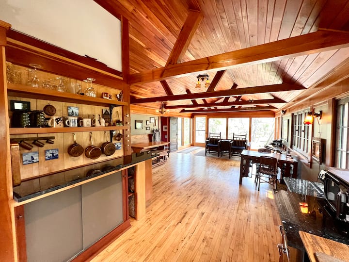 Pere Marquette Riverfront Cabin Cabins for Rent in Baldwin, Michigan