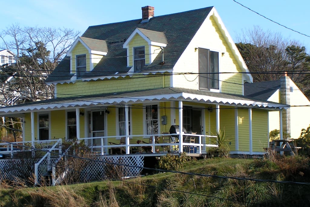 The Lemonade House