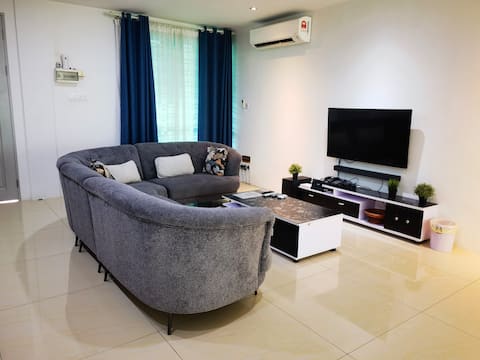 T&C Pearl Avenue(3 Min To Kuching Airport ) #15Pax