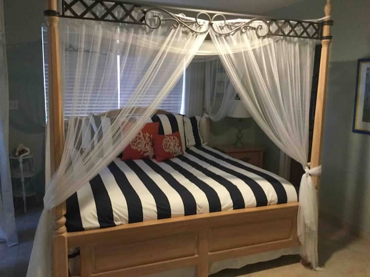 hálószoba / király teljes fürdőszobával