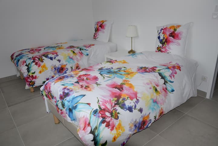 chumba cha kulala cha 1