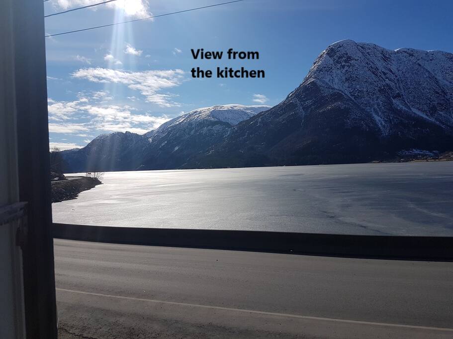 Utsikt fra Kjøkken