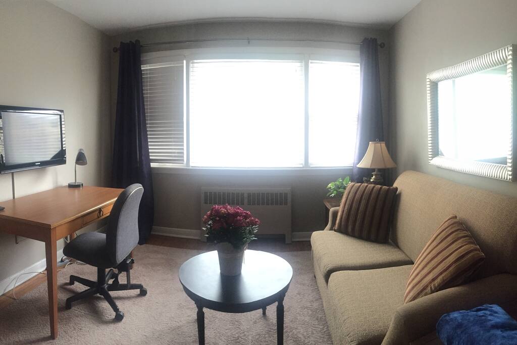 Another view of the living area. TV available to use if you hook up your laptop/tablet/etc. No cable.