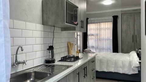 Stylish Studio @ Monarch #ZonaHomes