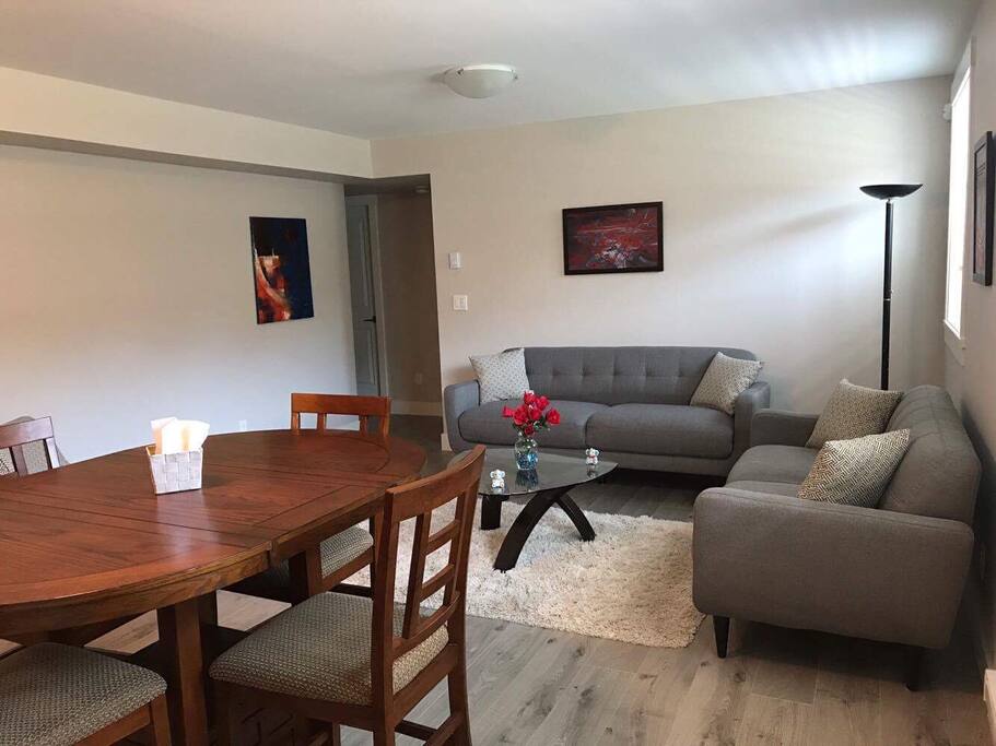 Bright and spacious living room