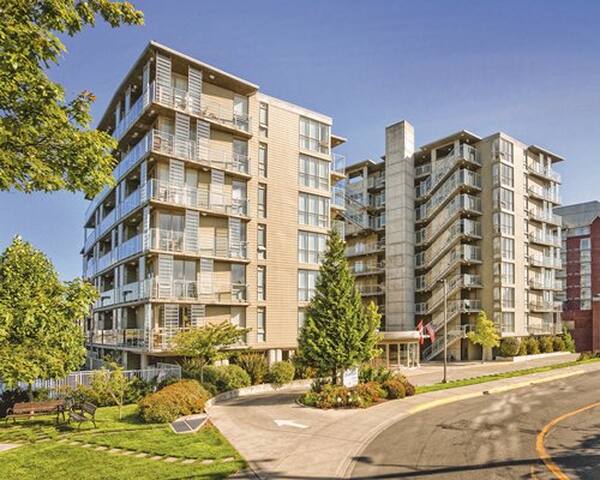 2bdm – Condo-Victoria Fisherman’s Wharf gallery image 2