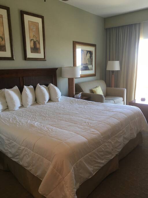 Bed & Sofa