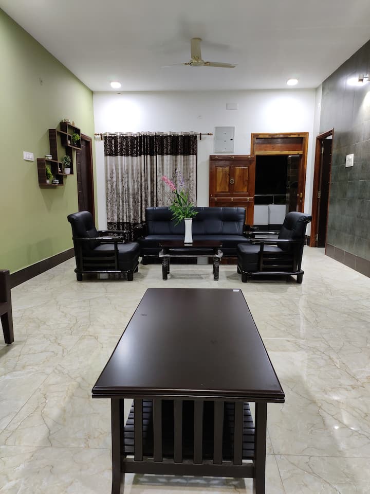 Shiv Sakthi Villa-first Floor Stay - Kumbakonam