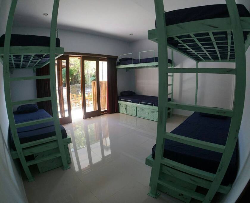 6 Bed Dorm - Bali Monkey House_Surf Camp, Canggu