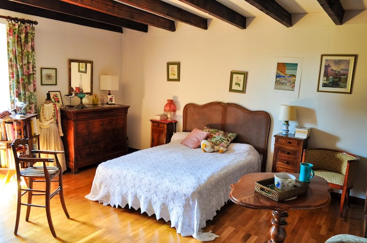 Chumba cha kulala cha kisasa