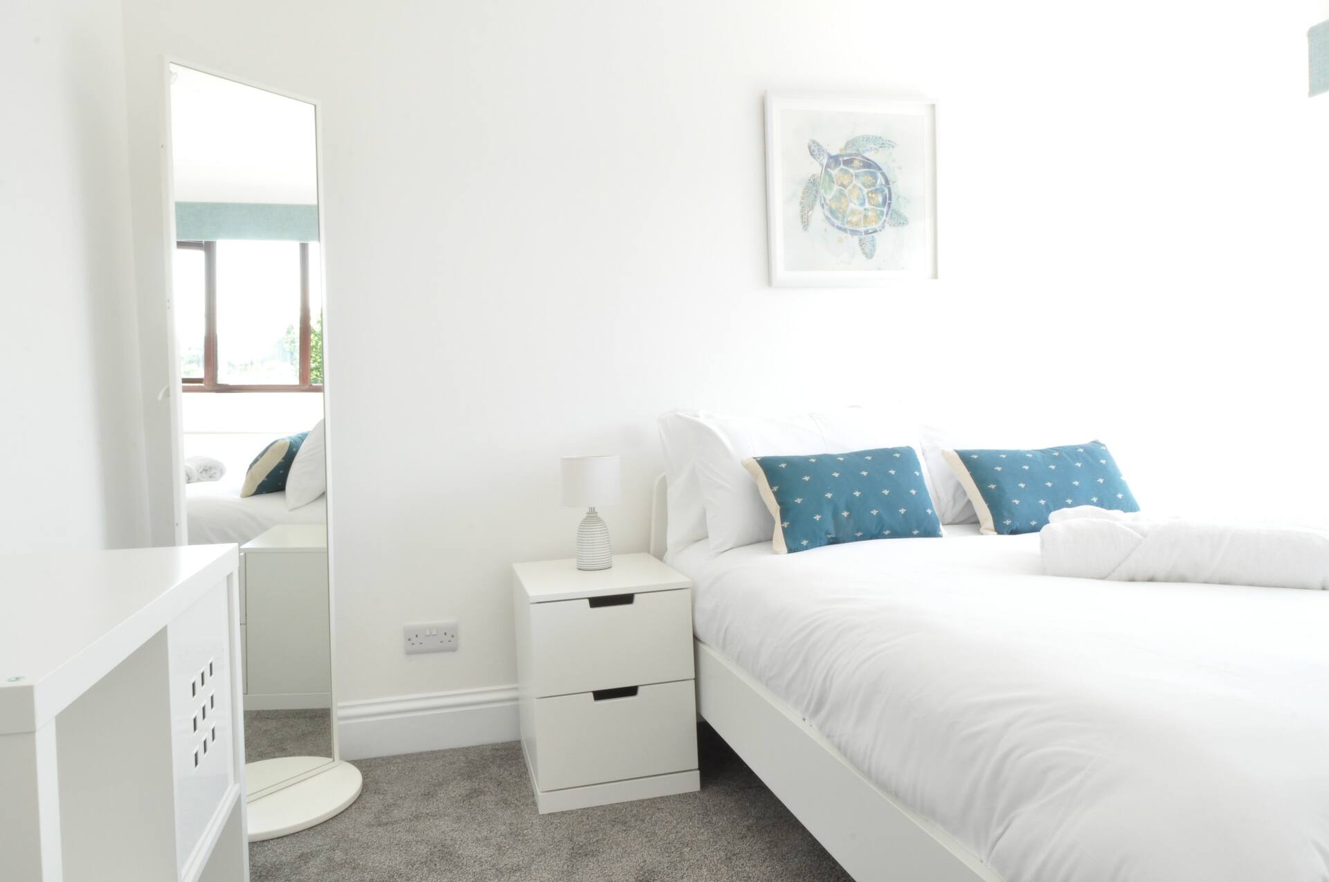 The Osprey - Comfortable 3-Bedroom Stay for Business or Leisure — photo 2