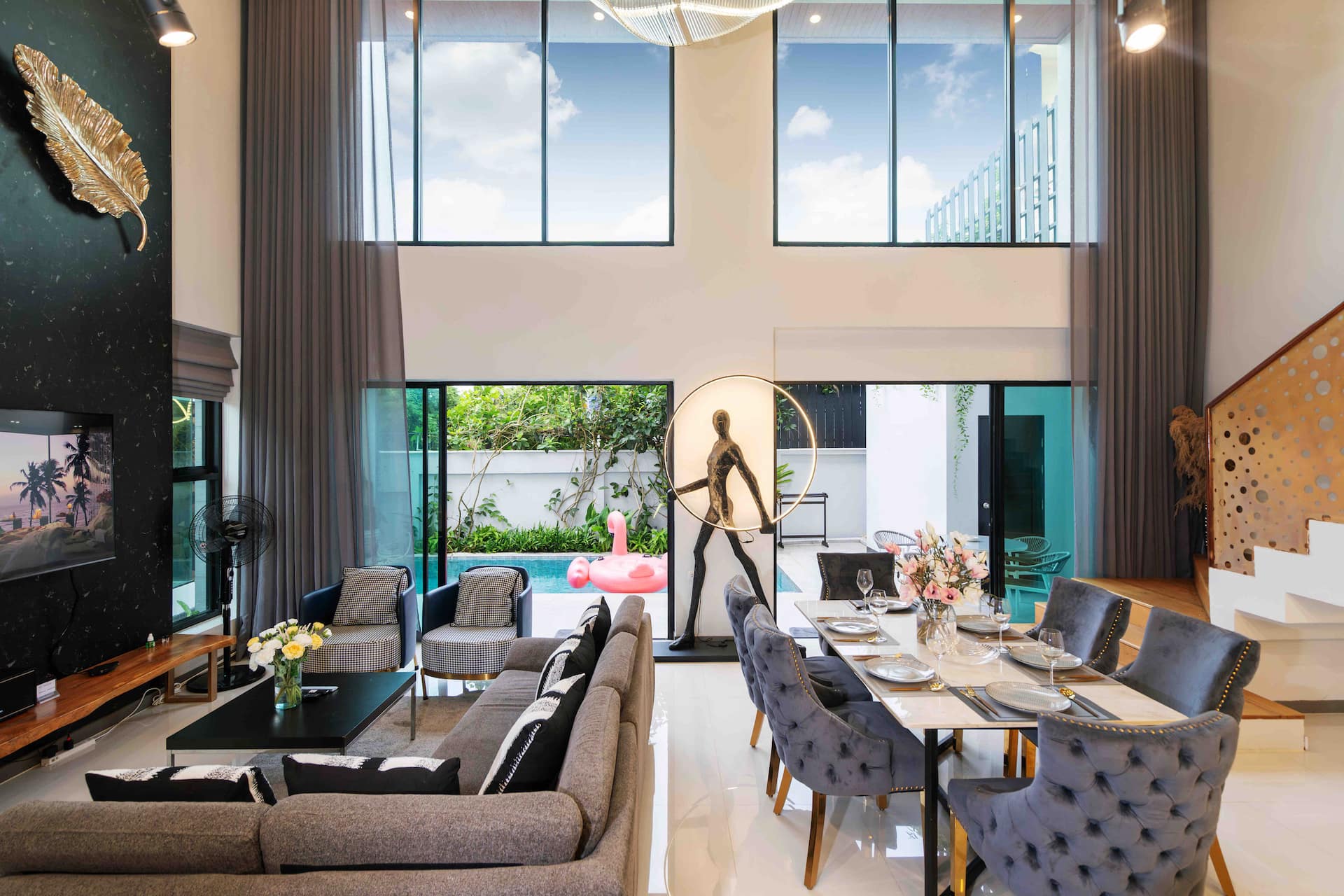 The Modern Gallery Villa Rawai