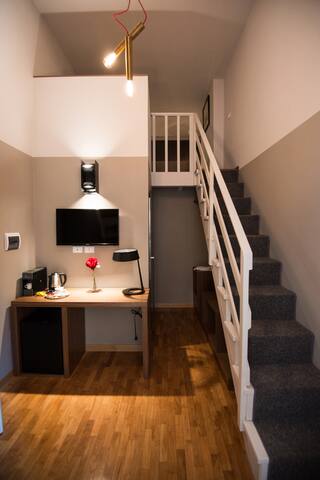 Assunta Domus – Elegant Suite gallery image 5