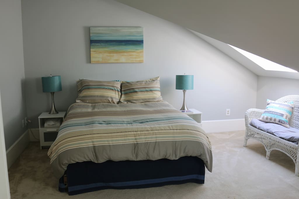 Queen Bed