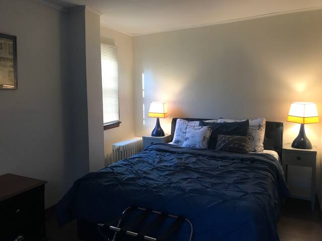 Private two-bedroom in Arts District @ Halsey55 gallery image 3