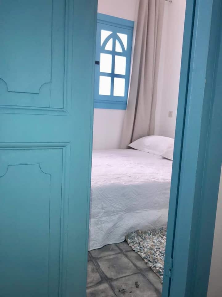 Habitación principal/ cama de matrimonio.