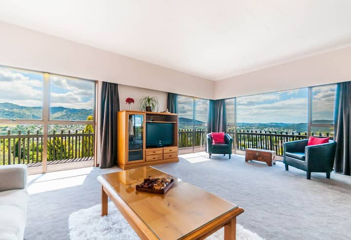 Stay, View And Breakfast In The Heart Of Northland - Whangarei