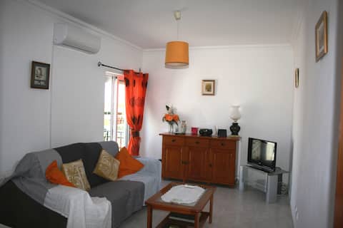 Anúncio popular: Waterfront Apartment with Beautiful Sea Views em Santa Luzia