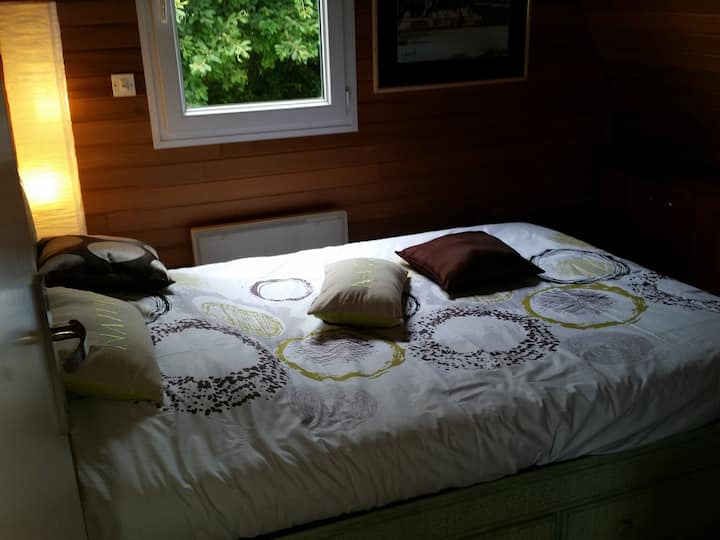 Dvojlôžková spálňa na prízemí