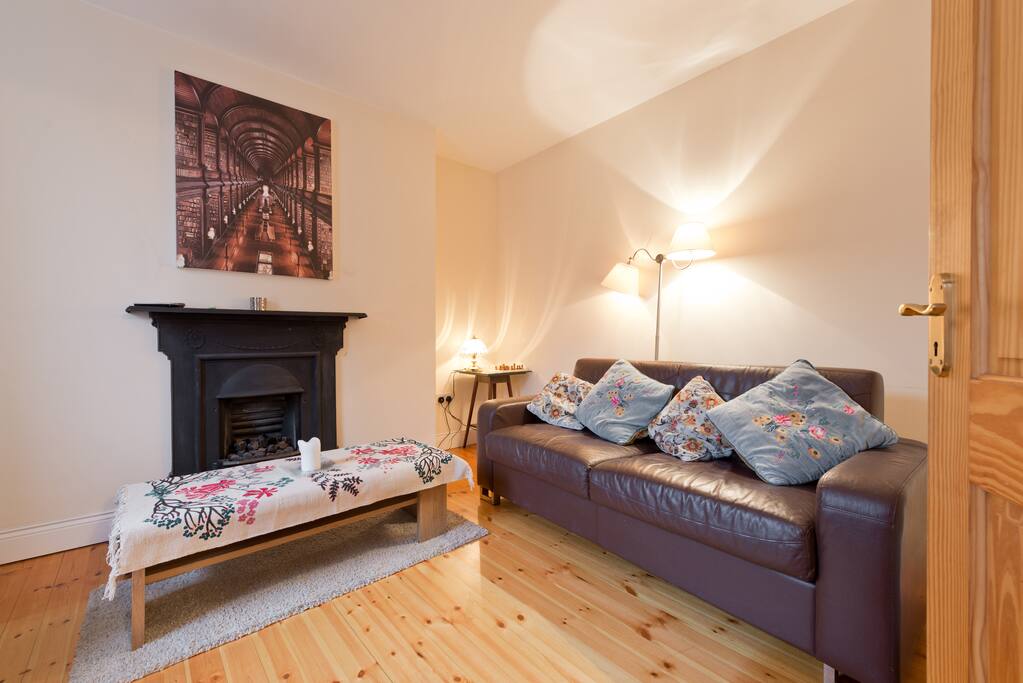 Living Room with pullout couch
