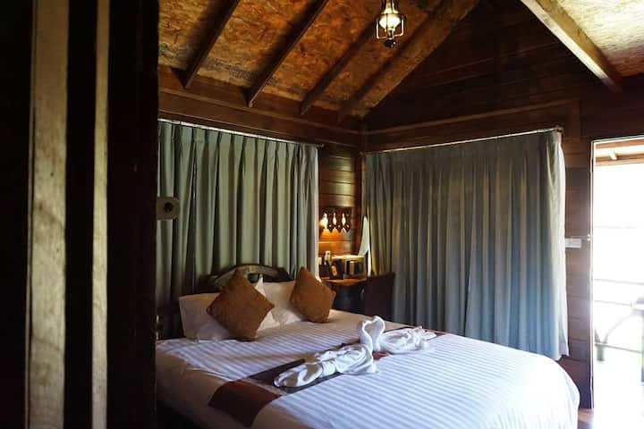 Camera con letto king size