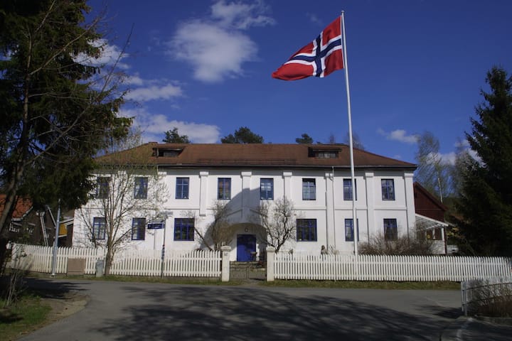 Øvergaard