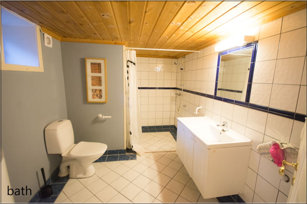 Spacious bathroom