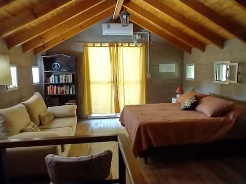 Top Airbnb: Lovely place surrounded by greenery. Crescent Moon. en Santa Rosa De Calamuchita