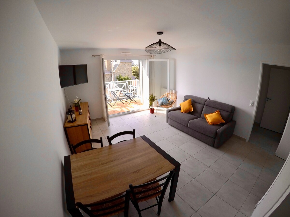 Propriété Airbnb réussie: Superb sea view apartment in St Quay Portrieux à Saint Quay Portrieux