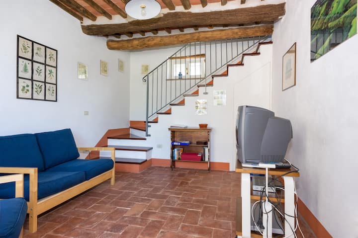 Cozy Villa In Tuscany Countryside - Montecarlo