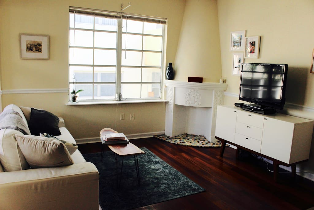 Art Deco faux fire place