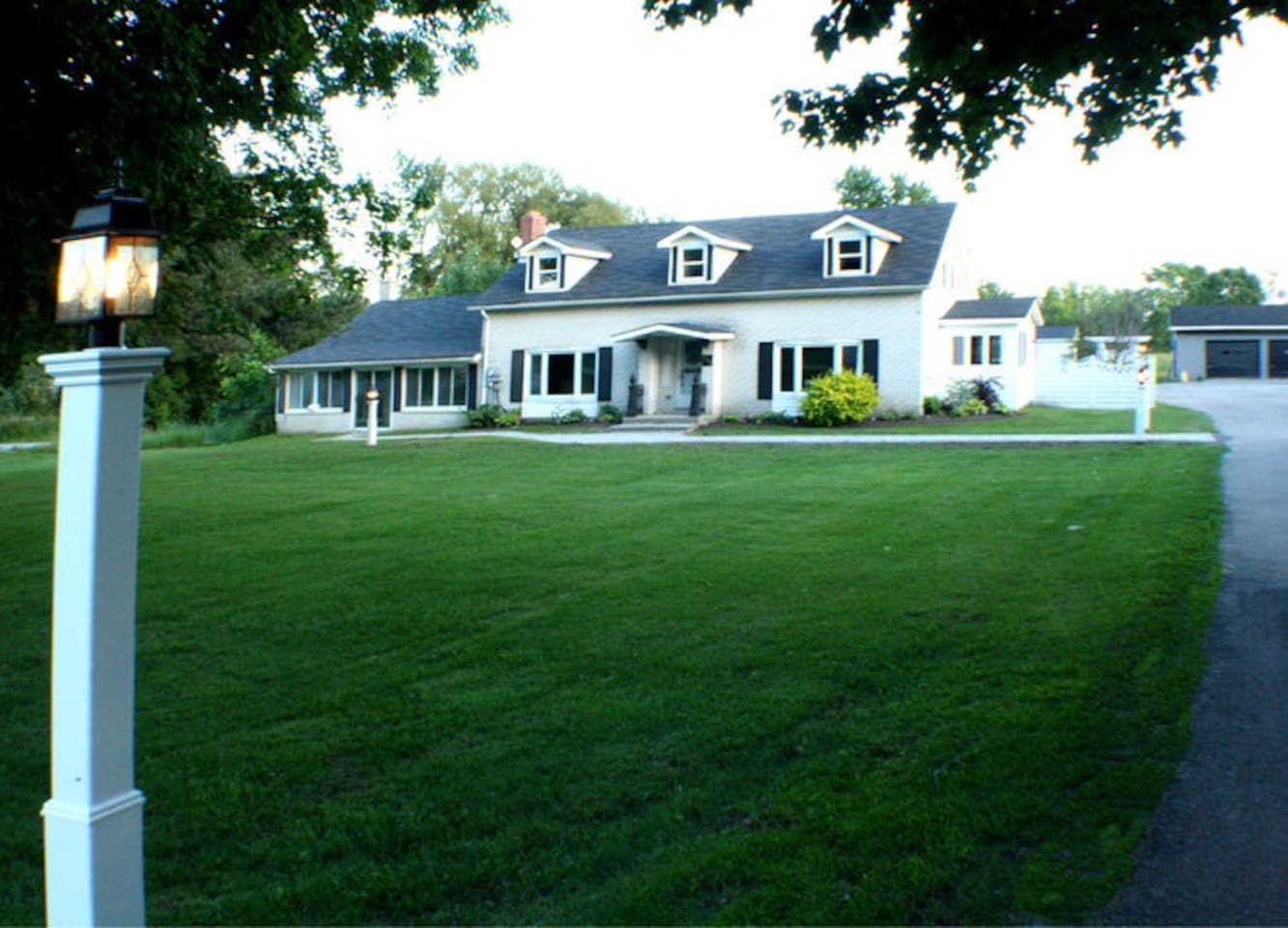 Noxon House Bloomfield Houses For Rent In Bloomfield