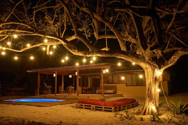 House Loc. in a organic farm w/horses 5mn to beach